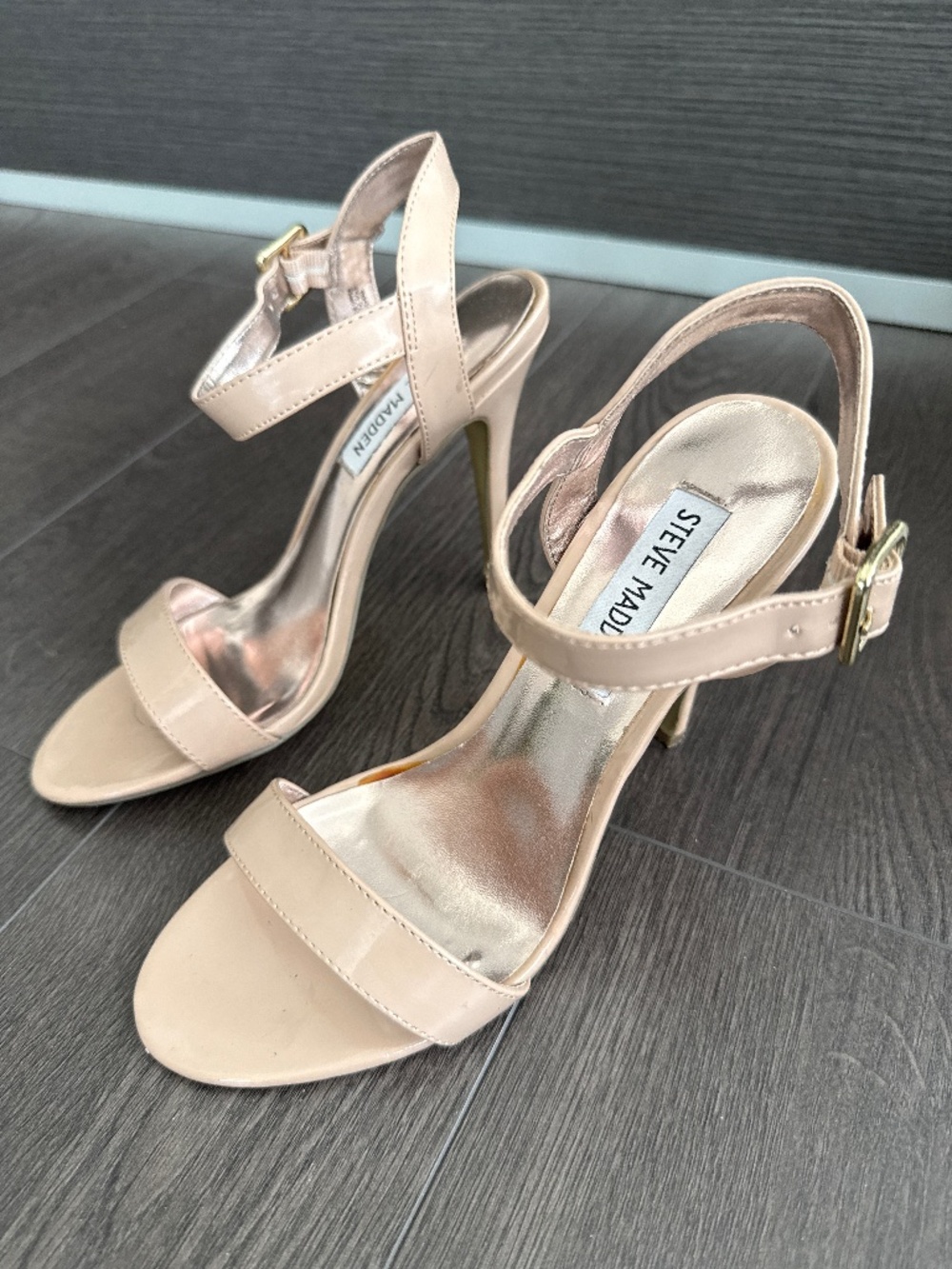 Steve Madden nude heel size 6.5